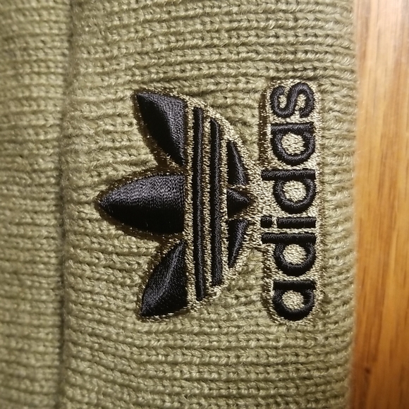 ADIDAS WINTER HAT - Picture 2 of 4